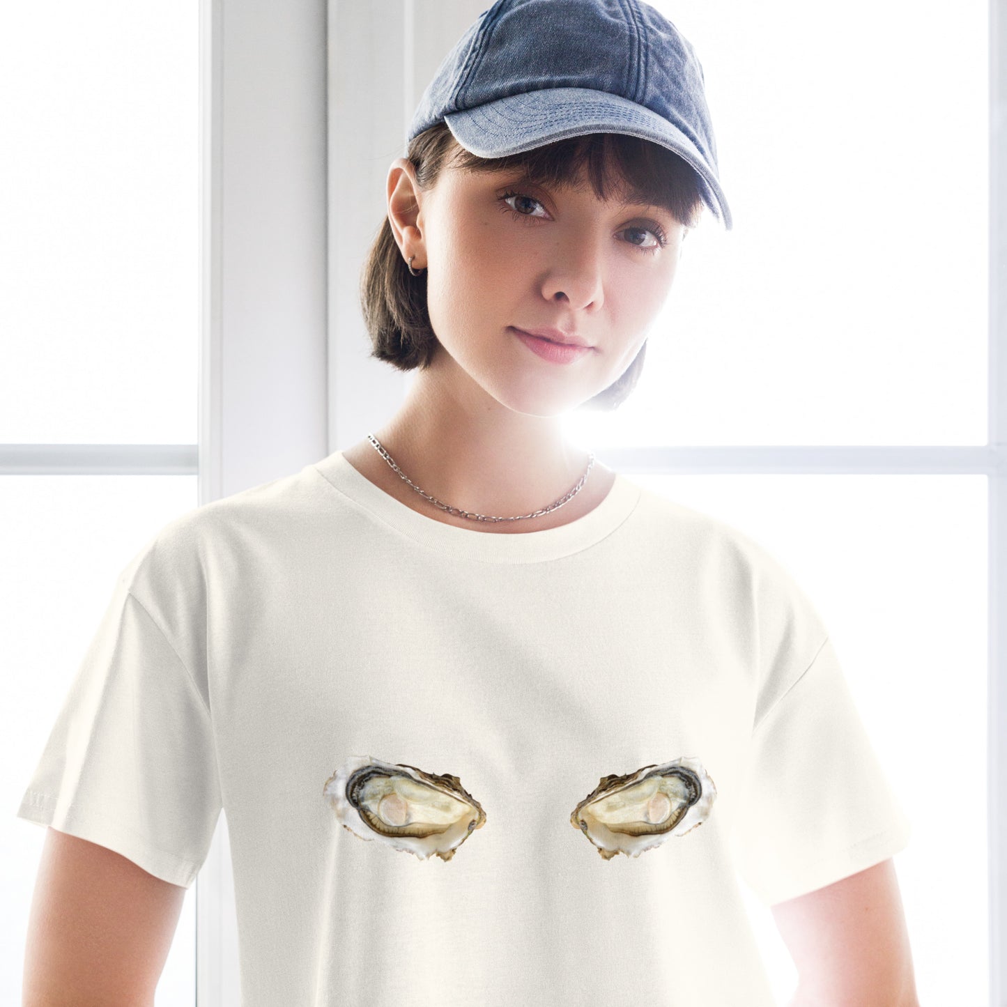 Oyster Boobie Tee